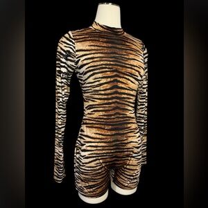 Fashion House Tiger Print Romper Bodysuit Jumpsuit Long Sleeve Size Large